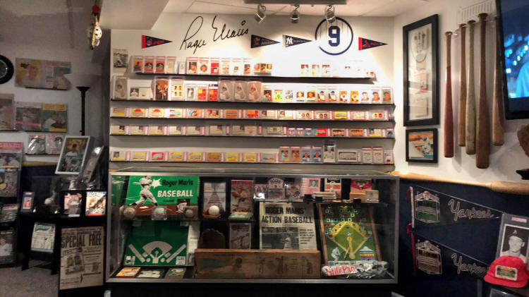 Roger Maris Collectors Showcase Room